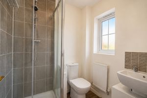 En-suite- click for photo gallery